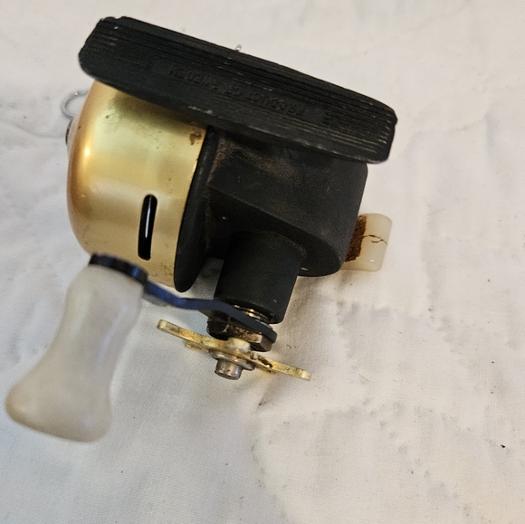 VINTAGE ABU GARCIA ABUMATIC 40 - Picture 4 of 5